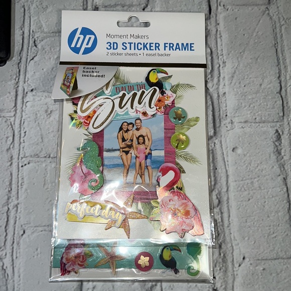 HP Moment Makers 3D Sticker Frames + Mini Album + Wall Hanging Garland - Picture 5 of 12